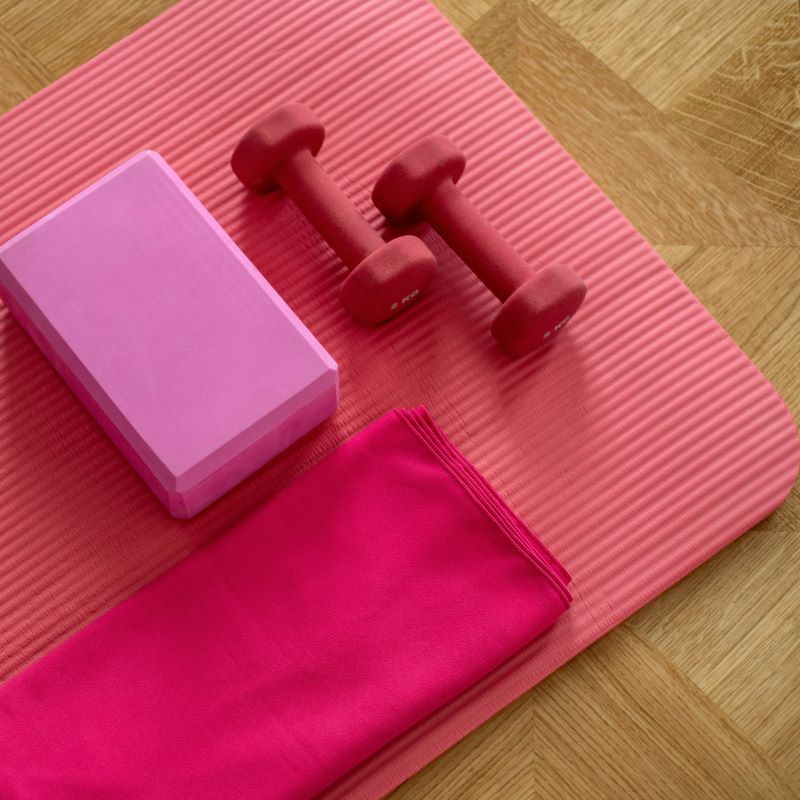 Why Choose a Rubber-Bottomed Yoga Mat? Protect Joints and Relieve Pressure