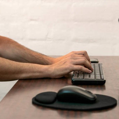 keyboard wrist rest.jpg